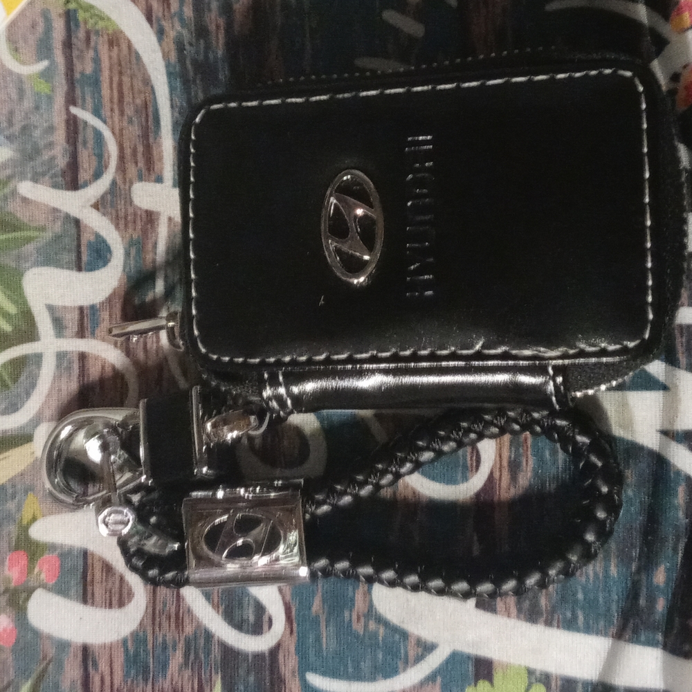 COPY - NEW LEATHER Hyundai keychain/Wristlet